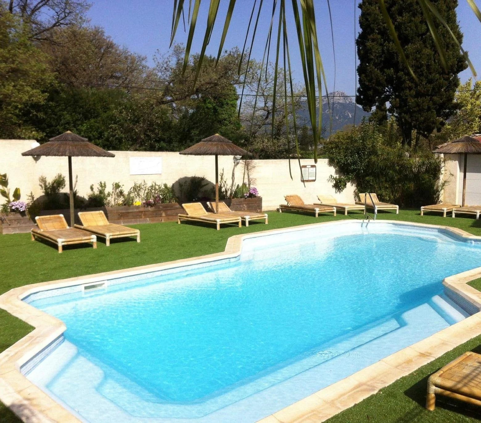 Camping au Pradet Lou Pantaï : Ouvert toute l'année - Giens - Porquerolles - Hyères - Toulon