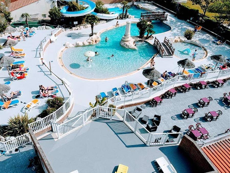 Camping Le Royan - Mobilhome 7 personnes - La Charente Village