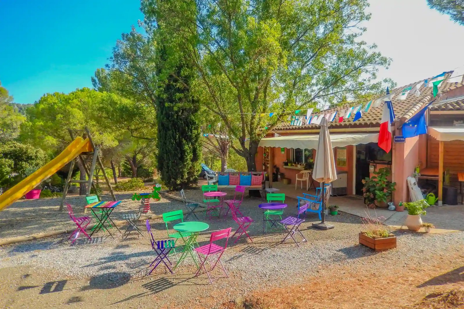 Photo Camping Les Terrasses - Saint Chinian