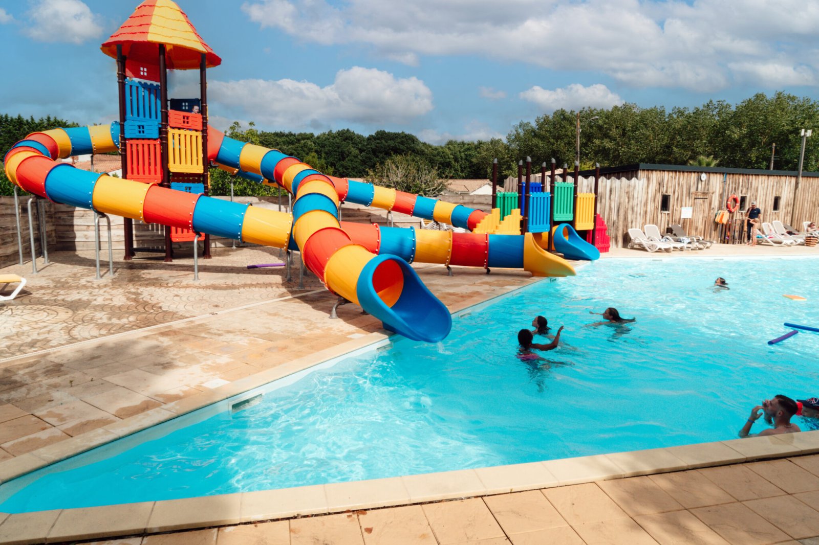 Camping Paradis Les Pins - Royan