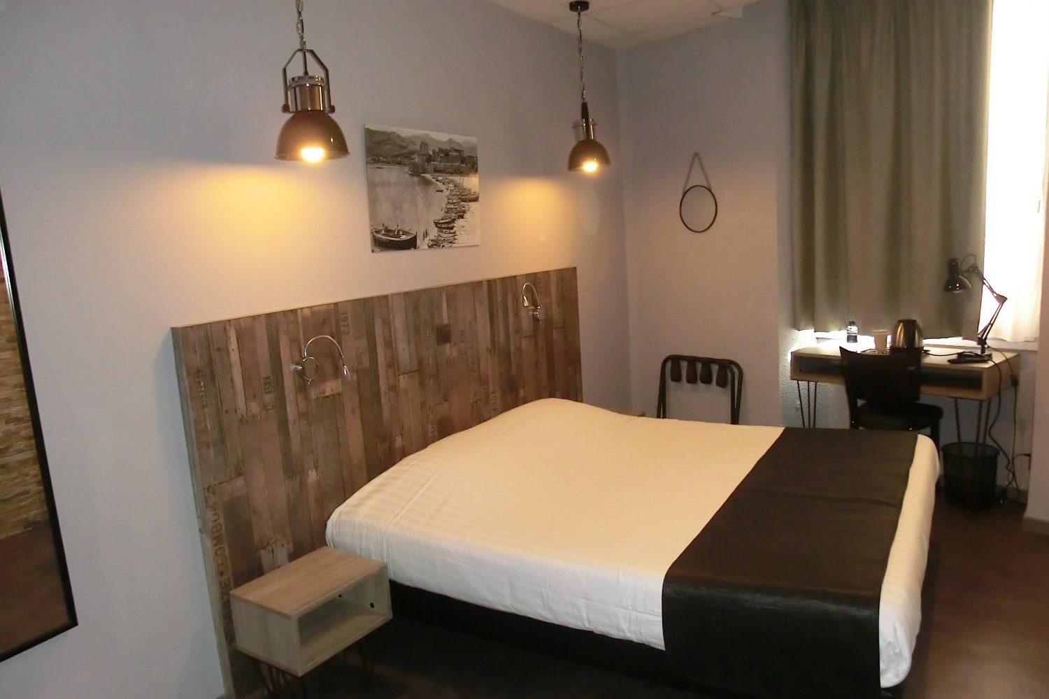 Photo Hotel Sur Le Quai