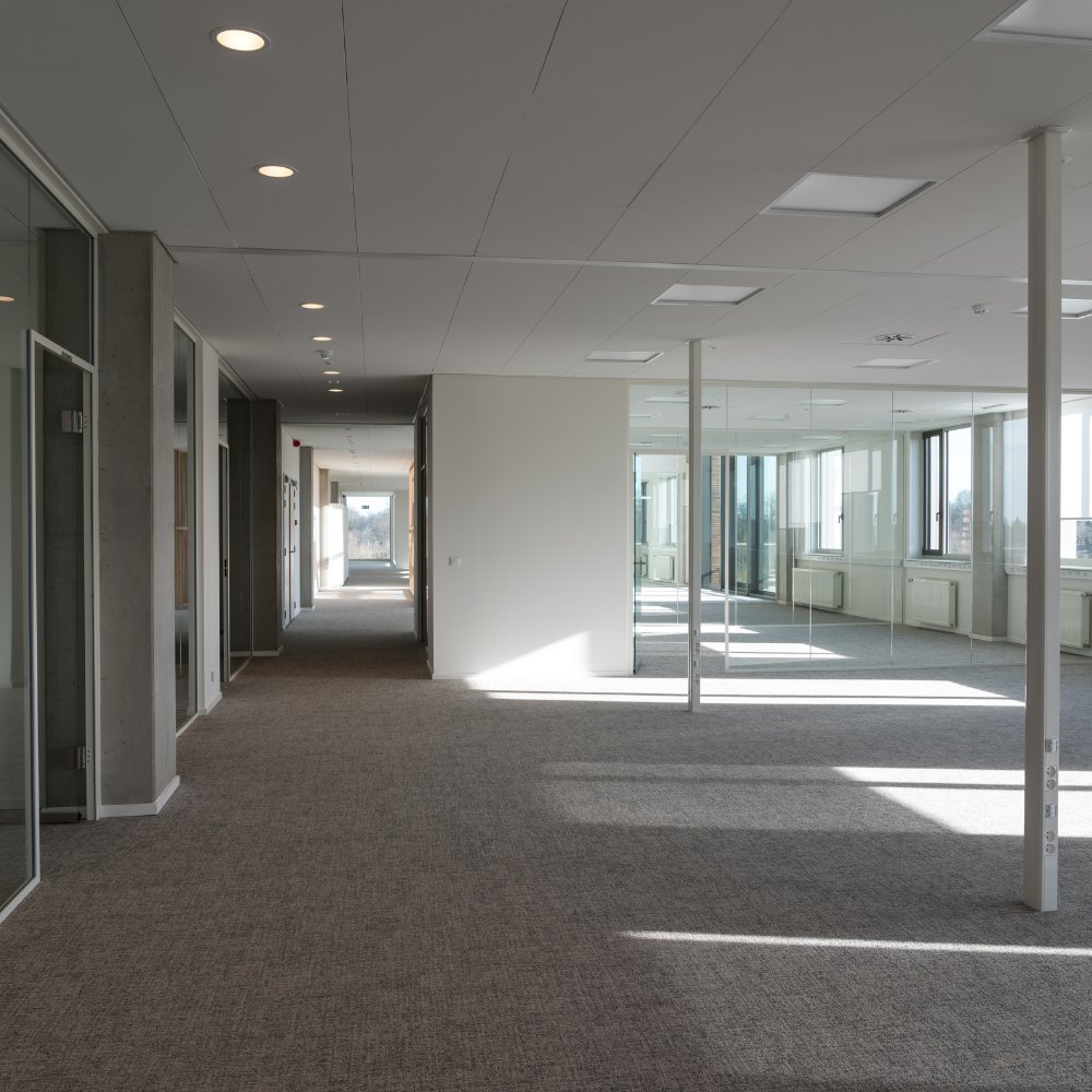Photo JB Agence immobilière d'entreprise Paris 7 locaux commerciaux - Bureaux - vente location immeubles - boutiques