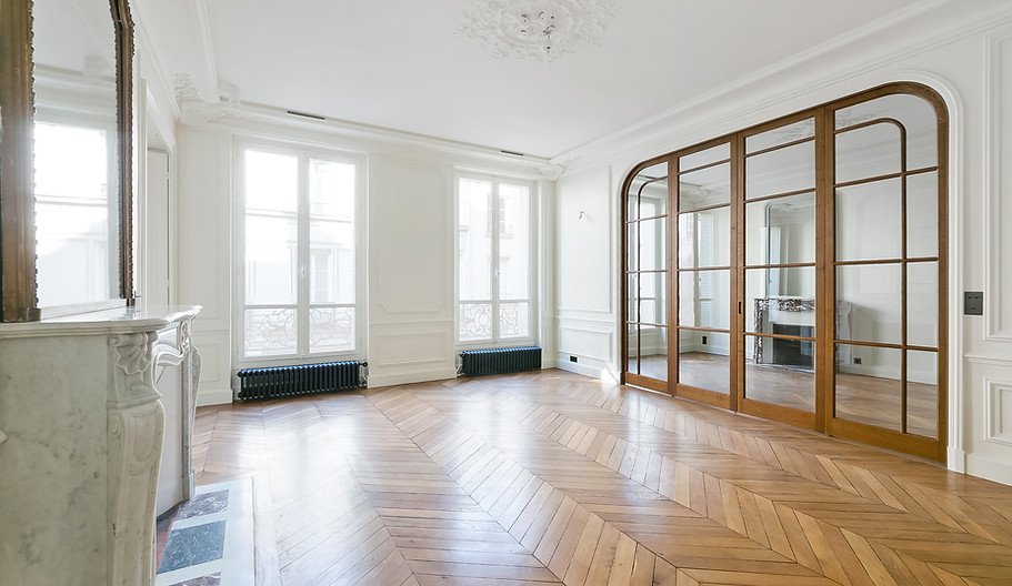 K Interior Signature