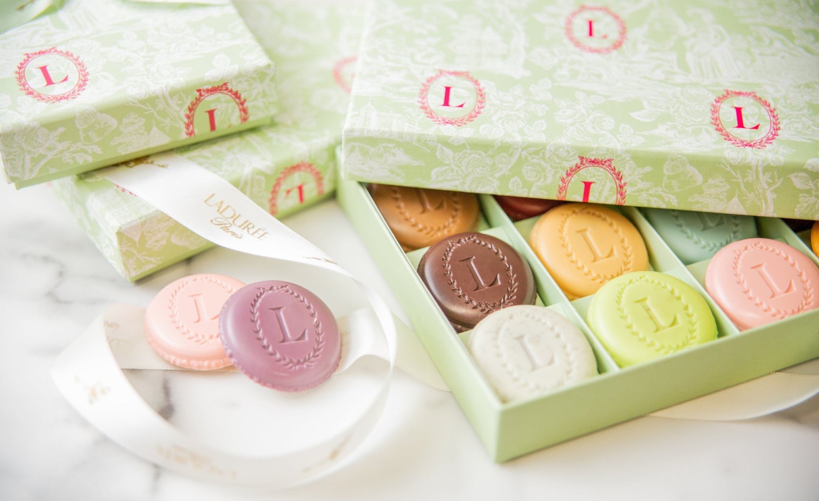 Photo Ladurée Champs-Elysées