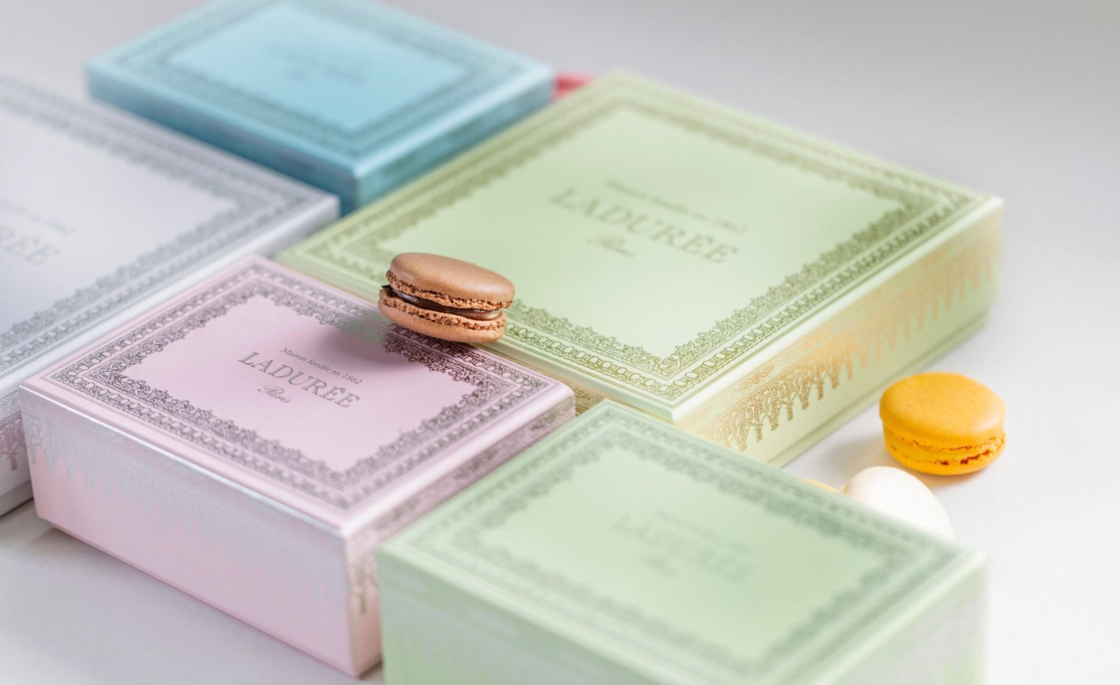 Ladurée Champs-Elysées