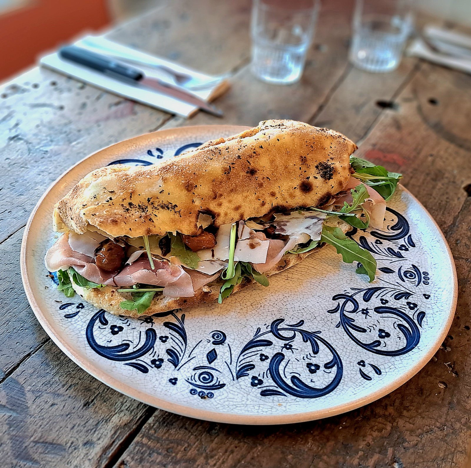 Photo OKJA - Pizzeria & Cocktails à Lyon 7